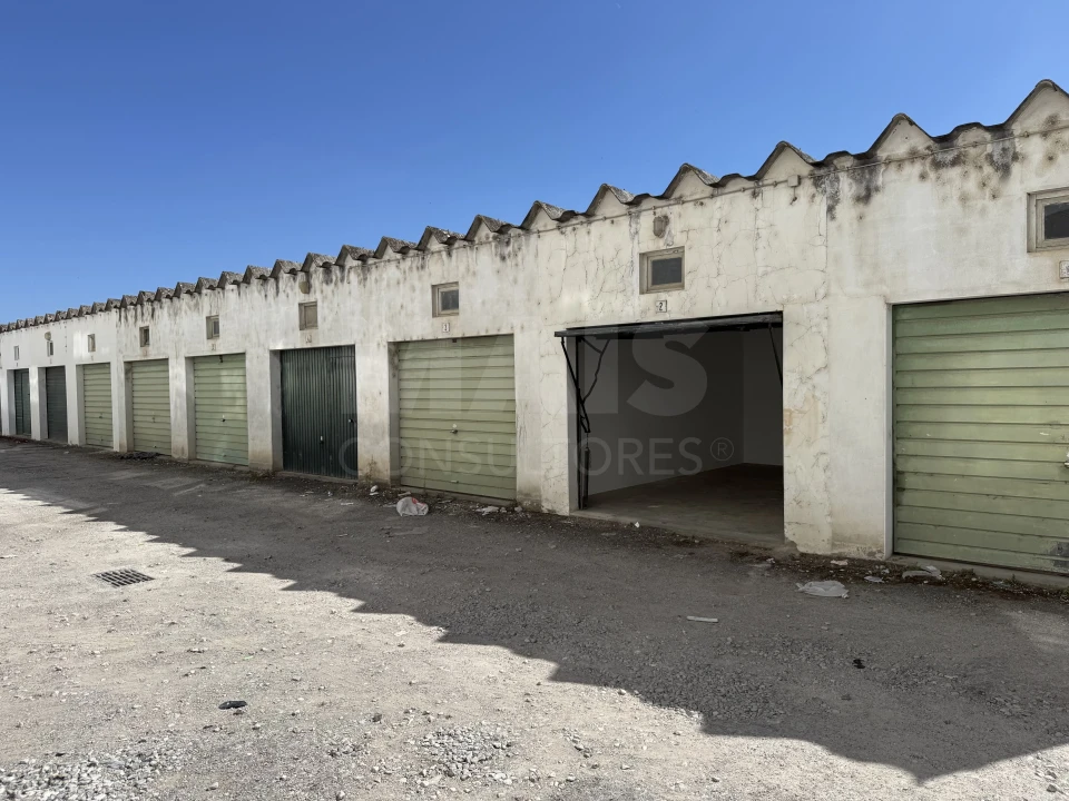 Garagem para Venda em Bombarral e Vale Covo Foto 4