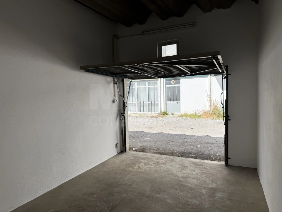 Garagem para Venda em Bombarral e Vale Covo Foto 6