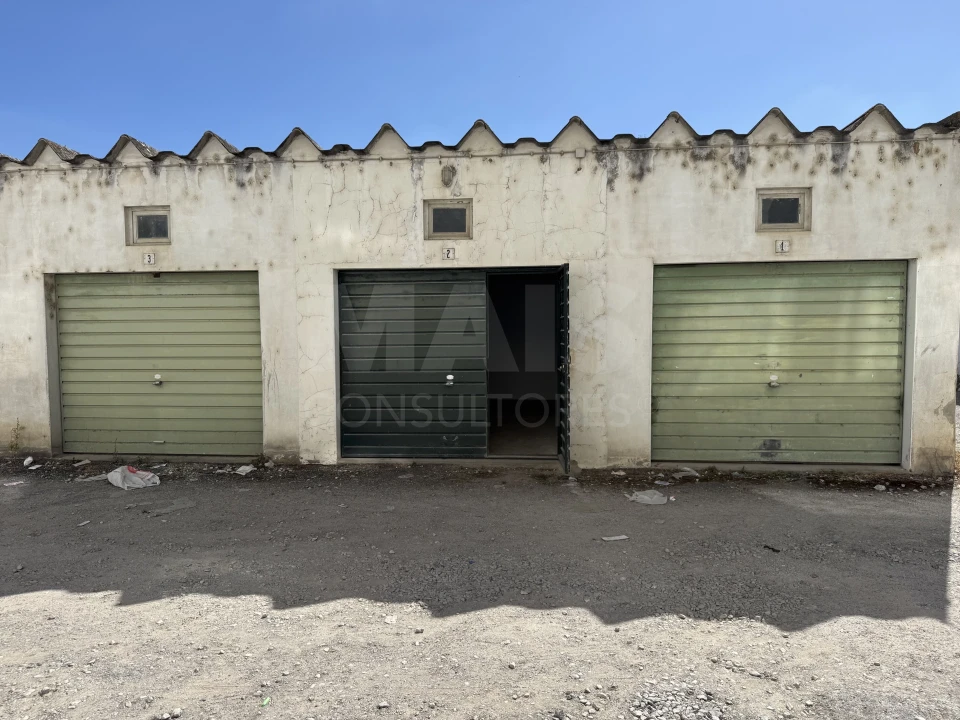Garagem para Venda em Bombarral e Vale Covo Foto 8