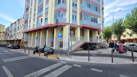 Loja para Venda em Venteira
