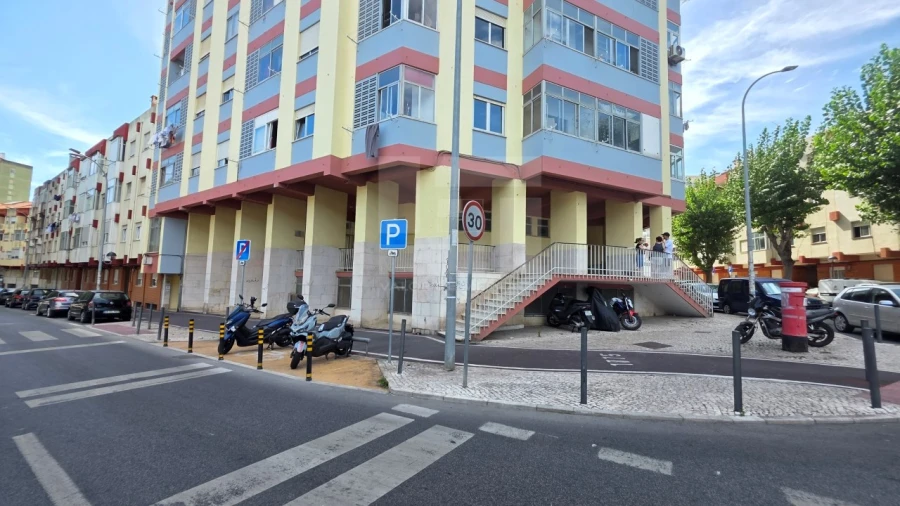 Loja para Venda em Venteira Foto 8