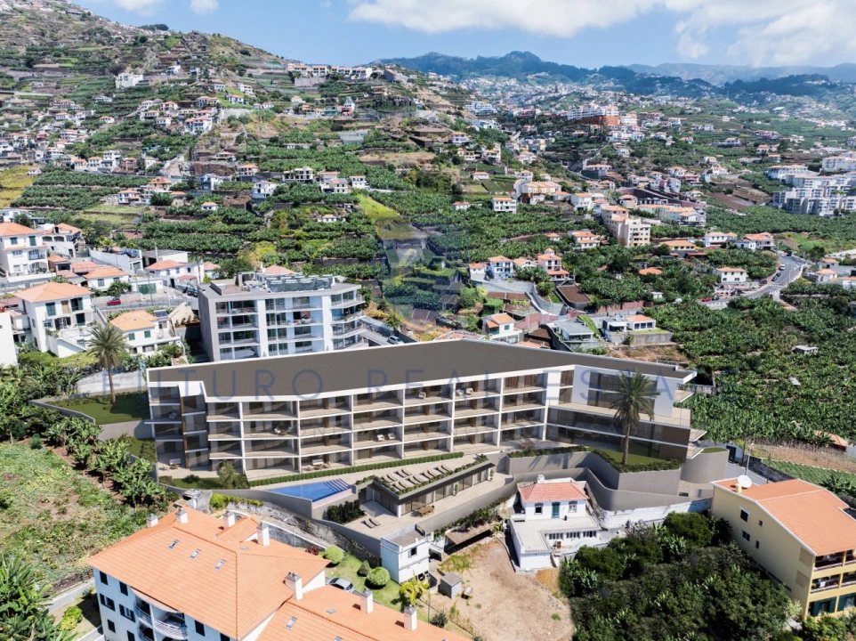 Apartamento T2 para Venda em Camara de Lobos Foto 13