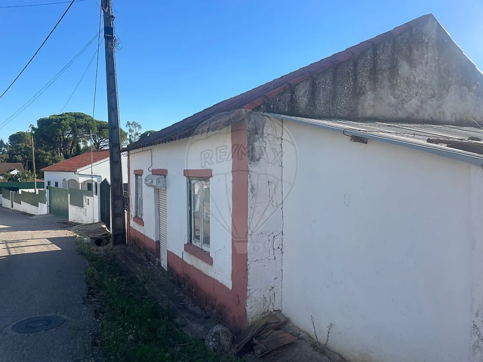 Moradia T2 para Venda em São Vicente do Paul e Vale de Figueira Foto 2