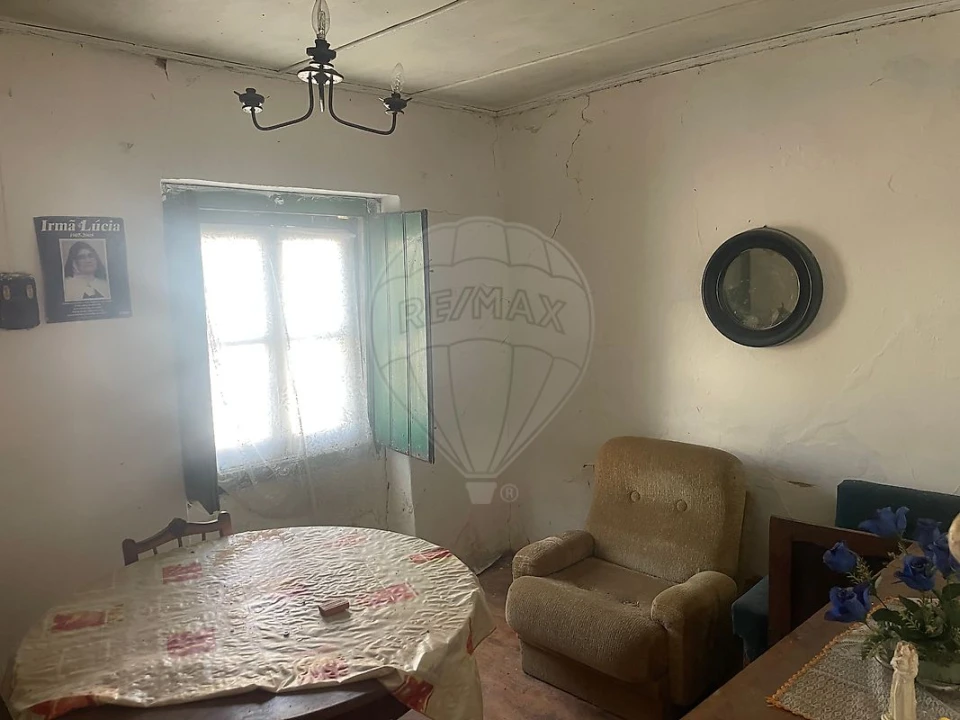 Moradia T2 para Venda em São Vicente do Paul e Vale de Figueira Foto 5