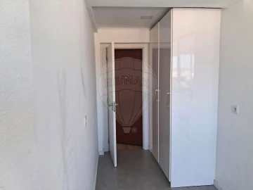 Apartamento T2 para Arrendamento em Almeirim
