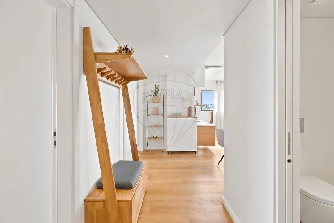 Apartamento T2 para Venda em Lumiar Foto 3