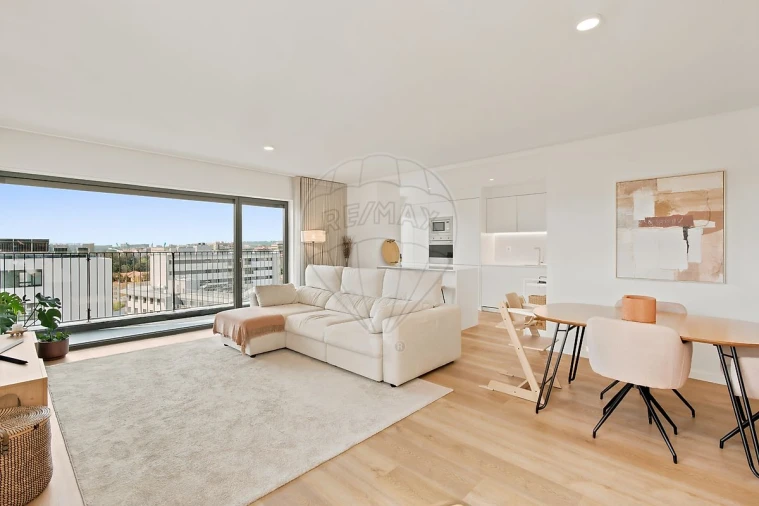 Apartamento T2 para Venda em Lumiar Foto 6