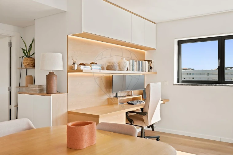 Apartamento T2 para Venda em Lumiar Foto 9