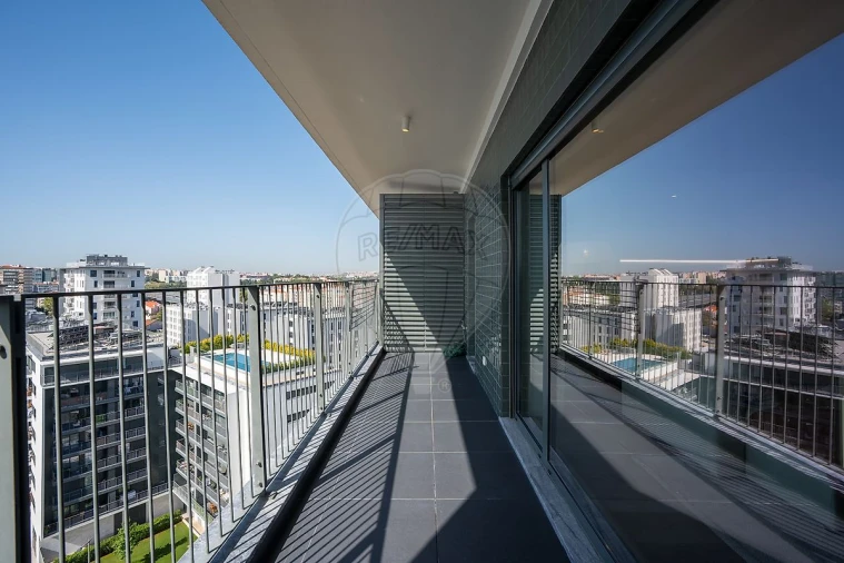 Apartamento T2 para Venda em Lumiar Foto 15