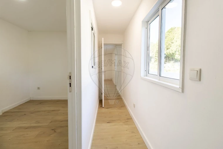 Moradia T8 para Venda em São Felix da Marinha Foto 25
