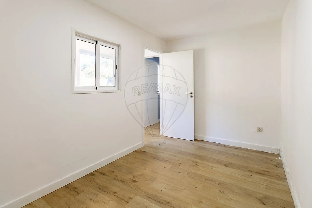 Moradia T8 para Venda em São Felix da Marinha Foto 20