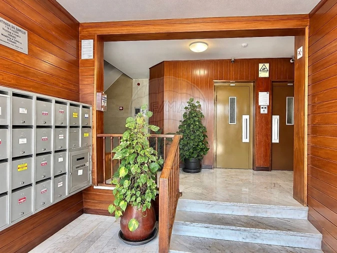 Apartamento T2 para Venda em Mafamude e Vilar do Paraíso Foto 9