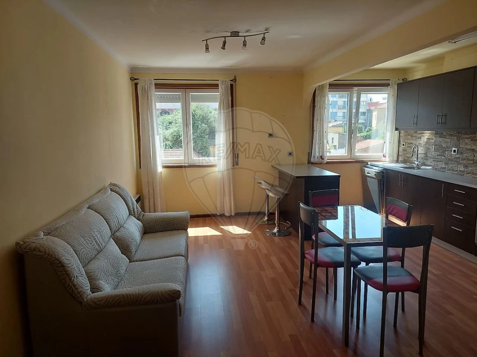 Apartamento T2 para Venda em Mafamude e Vilar do Paraíso Foto 7