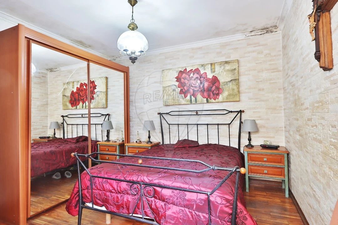 Apartamento T2 para Venda em São Domingos de Rana Foto 13