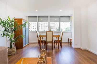 Apartamento T2 para Venda em Alfragide