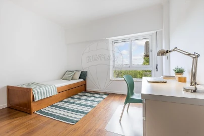 Apartamento T2 para Venda em Alfragide