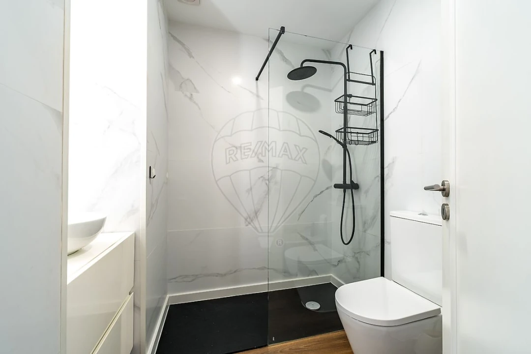 Apartamento T2 para Venda em Pedroso e Seixezelo Foto 29