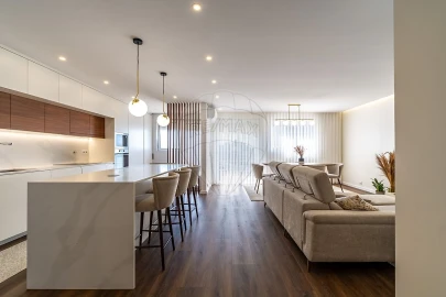 Apartamento T2 para Venda em Pedroso e Seixezelo