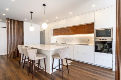 Apartamento T2 para Venda em Pedroso e Seixezelo