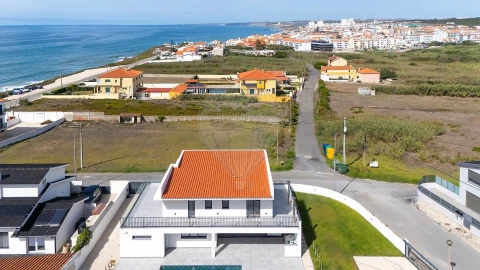 Moradia T4 para Venda em Silveira