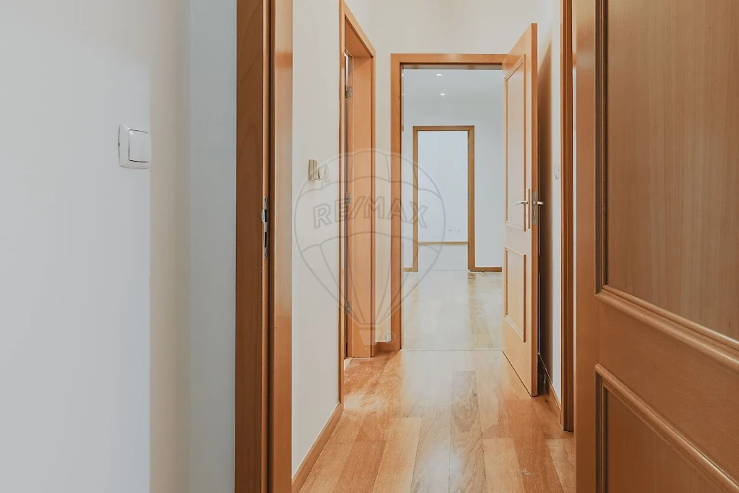 Apartamento T2 para Arrendamento em Águas Livres Foto 21