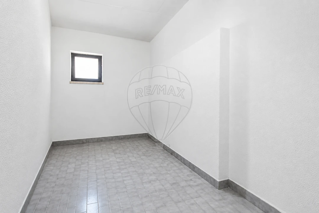 Apartamento T3 para Arrendamento em Alverca do Ribatejo e Sobralinho Foto 6
