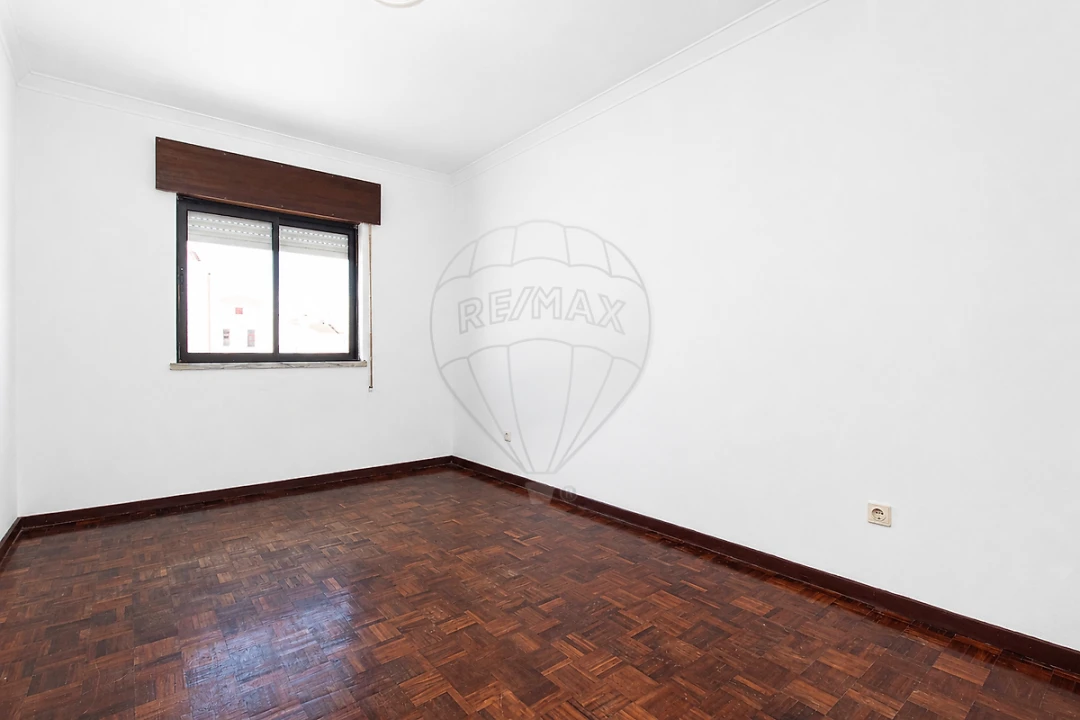 Apartamento T3 para Arrendamento em Alverca do Ribatejo e Sobralinho Foto 7
