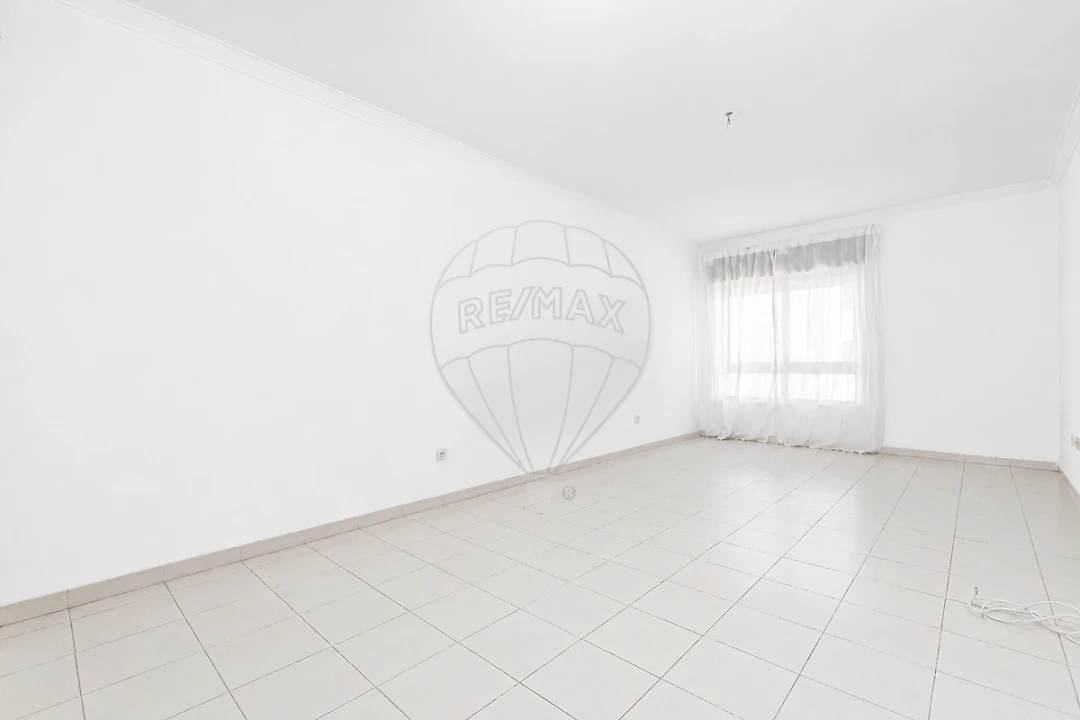 Apartamento T3 para Arrendamento em Alverca do Ribatejo e Sobralinho Foto 16