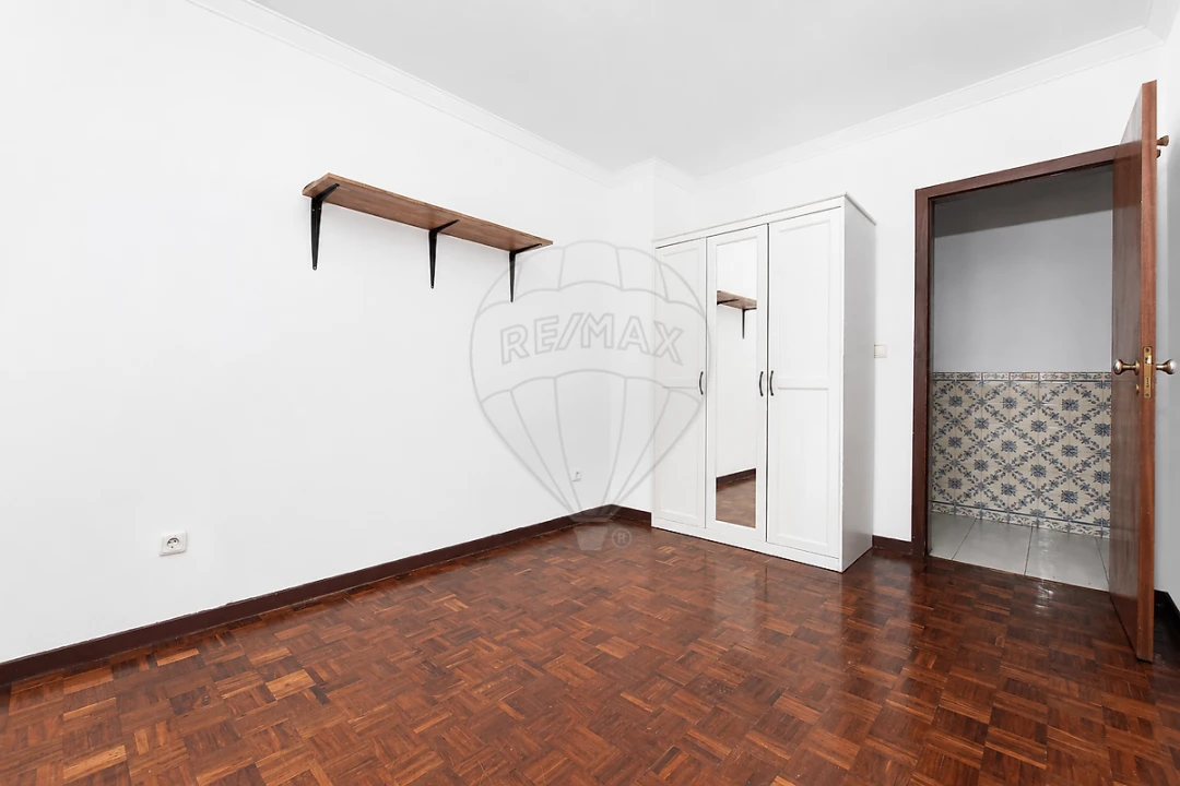 Apartamento T3 para Arrendamento em Alverca do Ribatejo e Sobralinho Foto 13