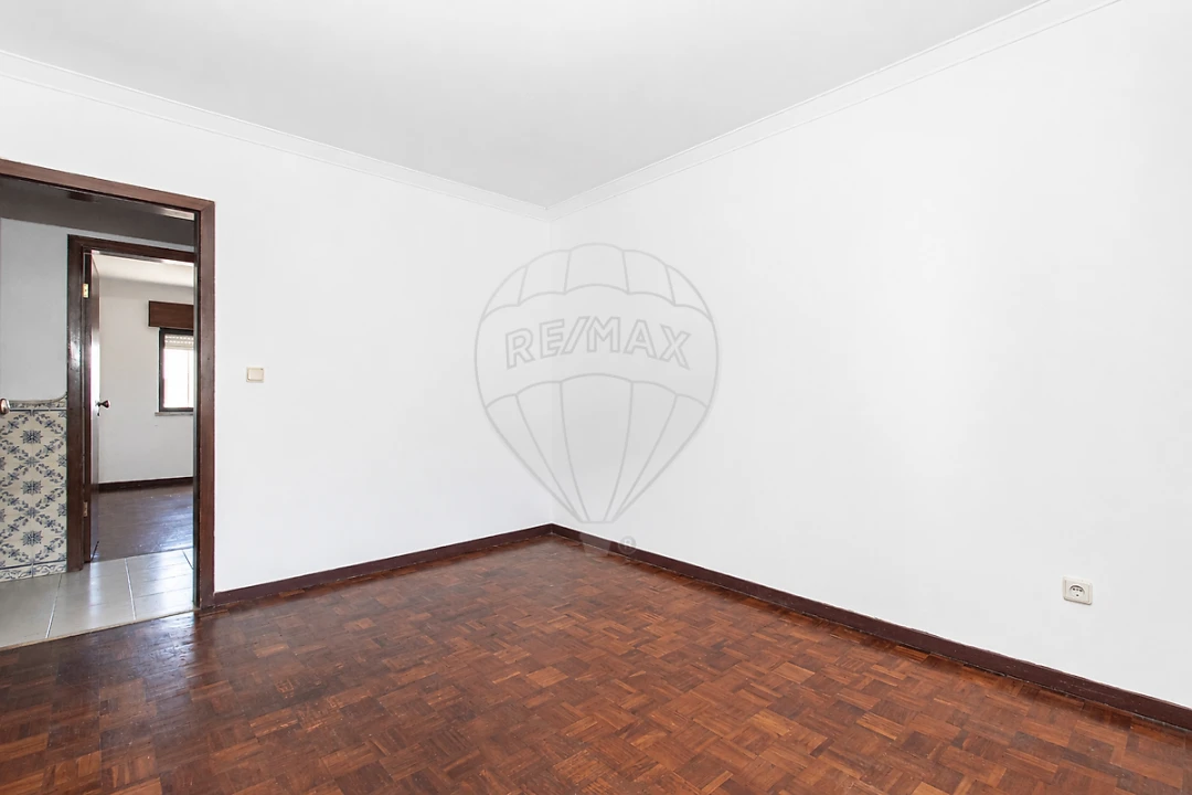 Apartamento T3 para Arrendamento em Alverca do Ribatejo e Sobralinho Foto 10