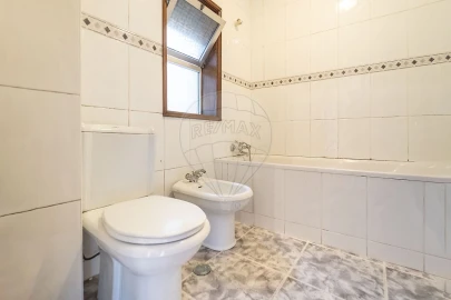 Apartamento T3 para Venda em Vila Chã, Codal e Vila Cova de Perrinho