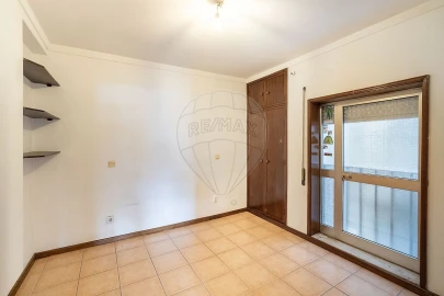 Apartamento T3 para Venda em Vila Chã, Codal e Vila Cova de Perrinho