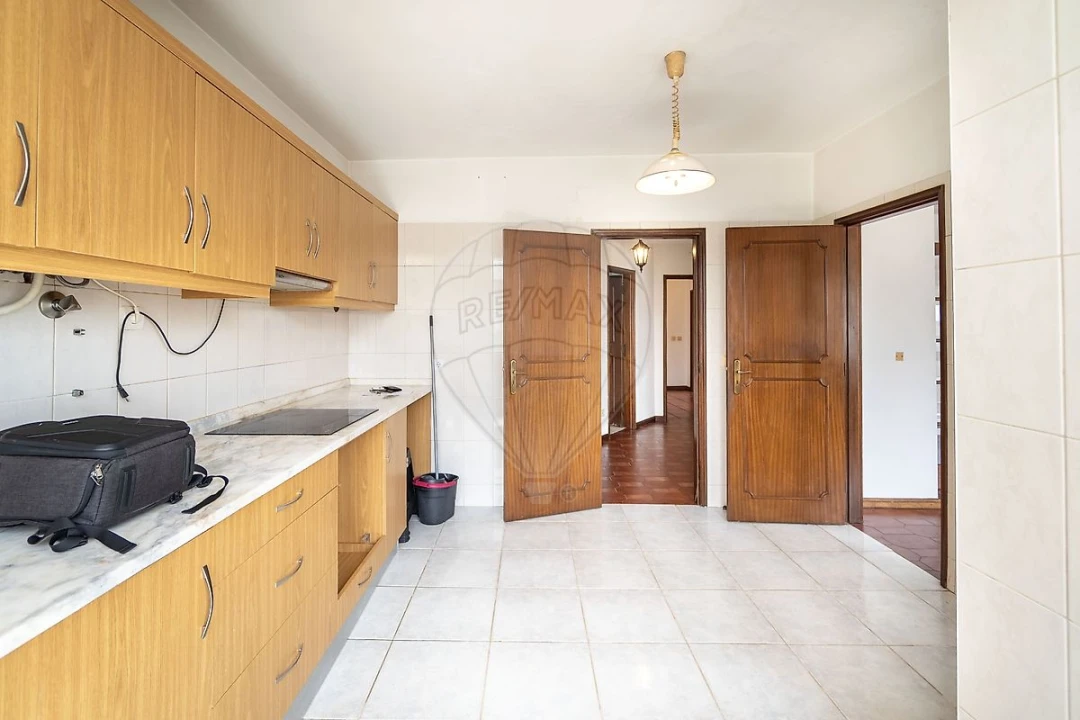 Apartamento T3 para Venda em Vila Chã, Codal e Vila Cova de Perrinho Foto 8