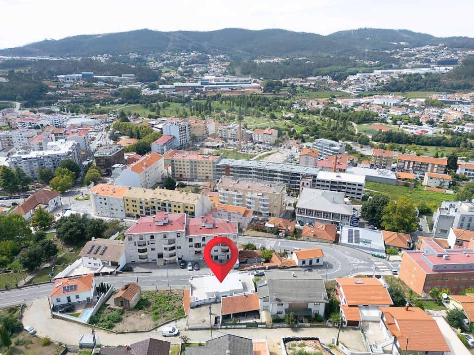 Apartamento T3 para Venda em Vila Chã, Codal e Vila Cova de Perrinho Foto 1