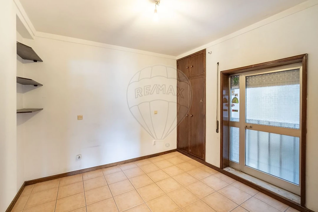Apartamento T3 para Venda em Vila Chã, Codal e Vila Cova de Perrinho Foto 11