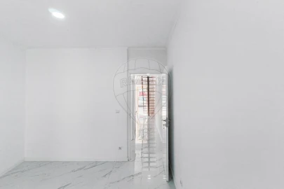 Apartamento T1 para Venda em Almada, Cova da Piedade, Pragal e Cacilhas