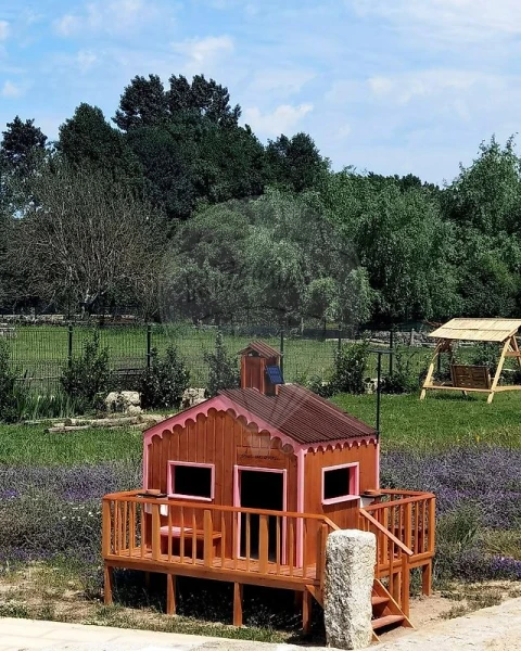 Armazém para Venda em Póvoa de Rio de Moinhos e Cafede