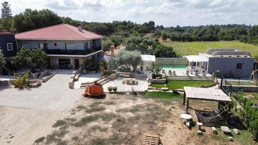 Armazém para Venda em Póvoa de Rio de Moinhos e Cafede Foto 3