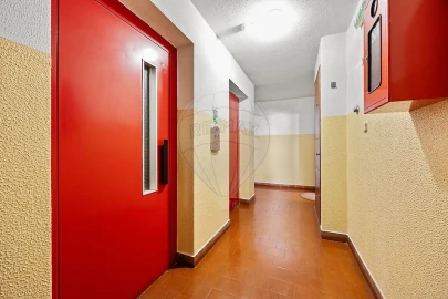 Apartamento T3 para Arrendamento em Parque das Nações