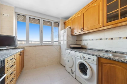 Apartamento T3 para Arrendamento em Parque das Nações