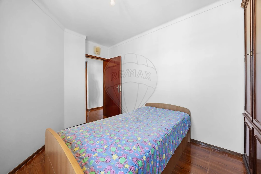 Apartamento T3 para Arrendamento em Parque das Nações Foto 12