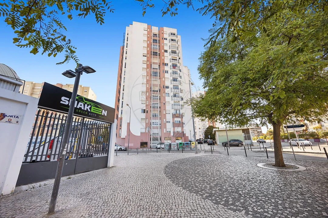 Apartamento T3 para Arrendamento em Parque das Nações Foto 5