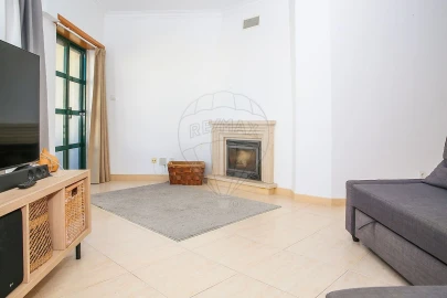 Apartamento T2 para Arrendamento em Alenquer (Santo Estêvão e Triana)