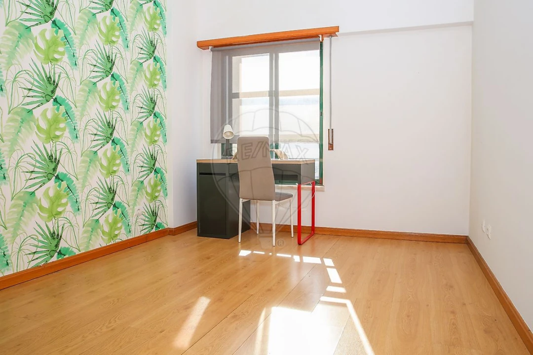 Apartamento T2 para Arrendamento em Alenquer (Santo Estêvão e Triana) Foto 16