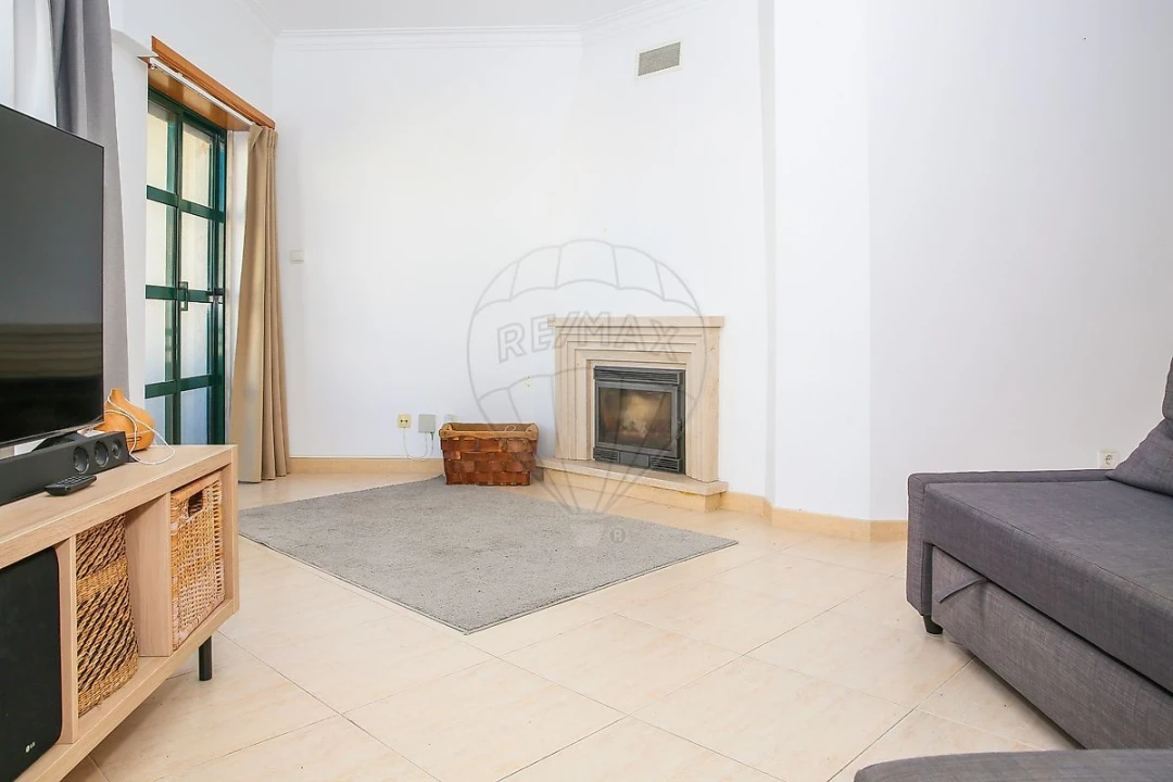 Apartamento T2 para Arrendamento em Alenquer (Santo Estêvão e Triana) Foto 7