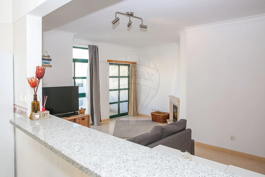Apartamento T2 para Arrendamento em Alenquer (Santo Estêvão e Triana) Foto 4