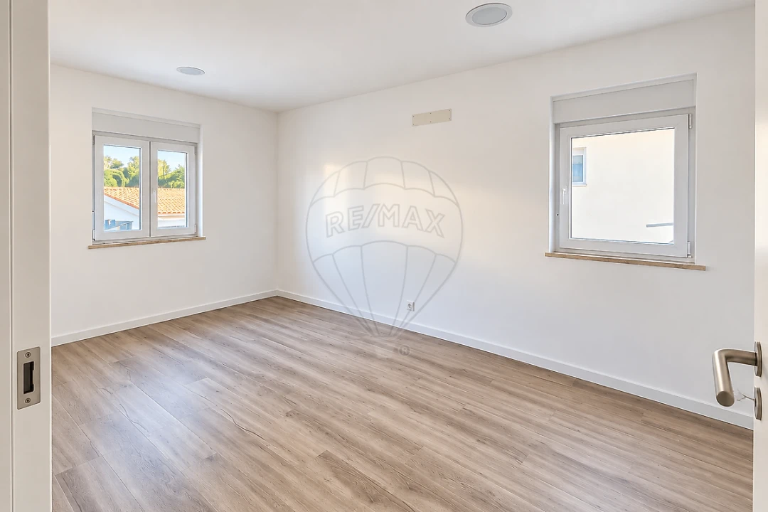 Apartamento T3 para Venda em Ceira Foto 5