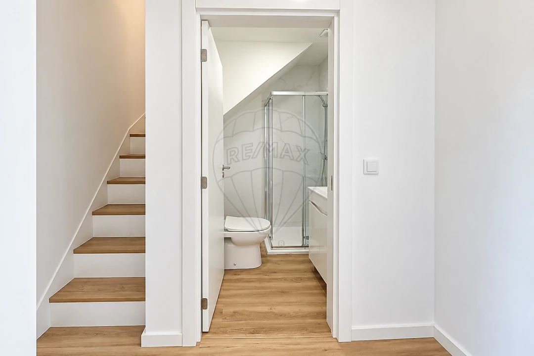 Apartamento T3 para Venda em Ceira Foto 4