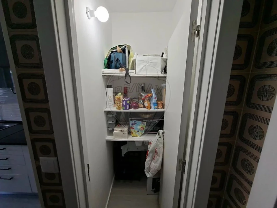Apartamento T2 para Venda em Seixal, Arrentela e Aldeia de Paio Pires Foto 7