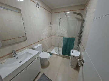 Apartamento T2 para Venda em Seixal, Arrentela e Aldeia de Paio Pires